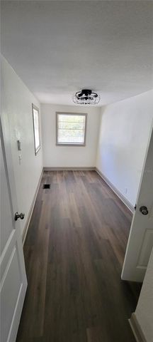 735 MONTREVILLE AVE, Deland, FL 32724