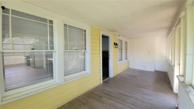 735 MONTREVILLE AVE, Deland, FL 32724