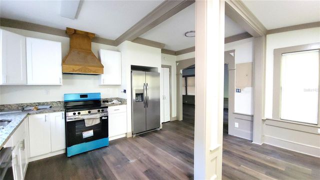 735 MONTREVILLE AVE, Deland, FL 32724