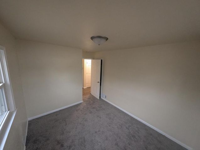 1920 W Memorial Drive, Janesville, WI 53548