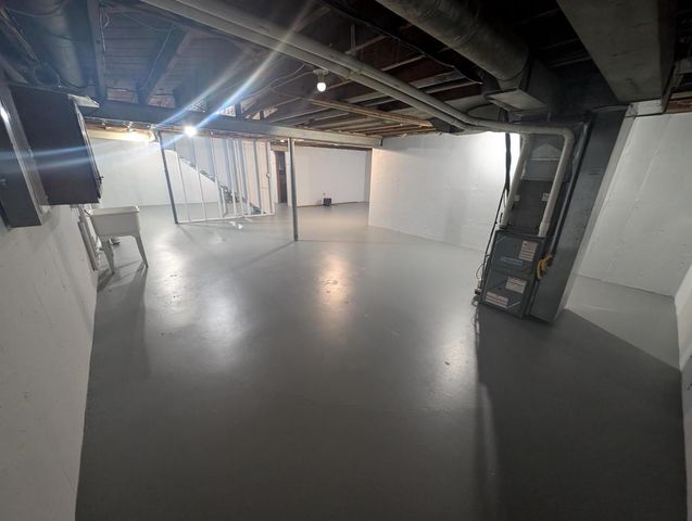 1920 W Memorial Drive, Janesville, WI 53548