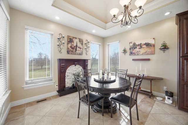 2545 Copperwood Drive, Lebanon, MO 65536