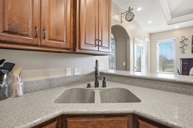 2545 Copperwood Drive, Lebanon, MO 65536