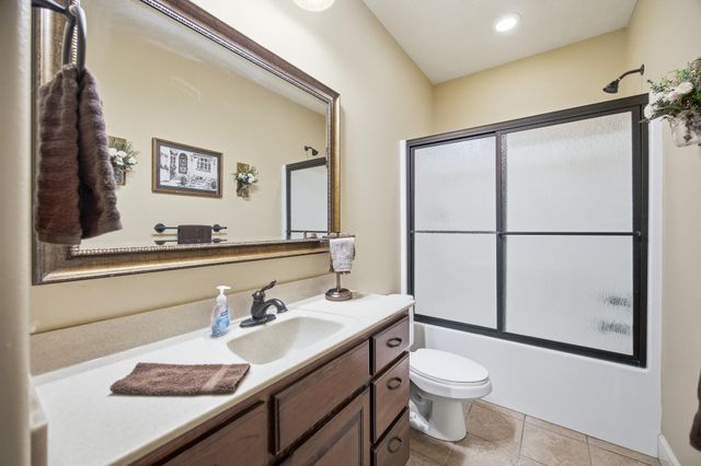 2545 Copperwood Drive, Lebanon, MO 65536