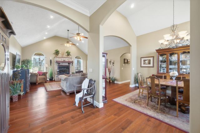 2545 Copperwood Drive, Lebanon, MO 65536