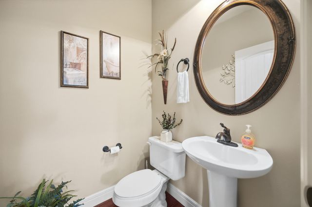 2545 Copperwood Drive, Lebanon, MO 65536