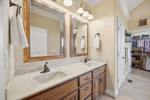 2545 Copperwood Drive, Lebanon, MO 65536