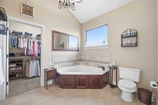 2545 Copperwood Drive, Lebanon, MO 65536