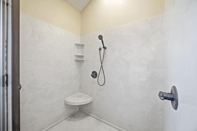 2545 Copperwood Drive, Lebanon, MO 65536