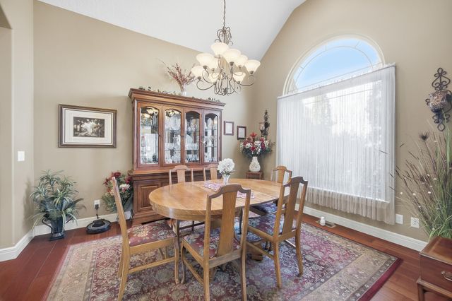 2545 Copperwood Drive, Lebanon, MO 65536