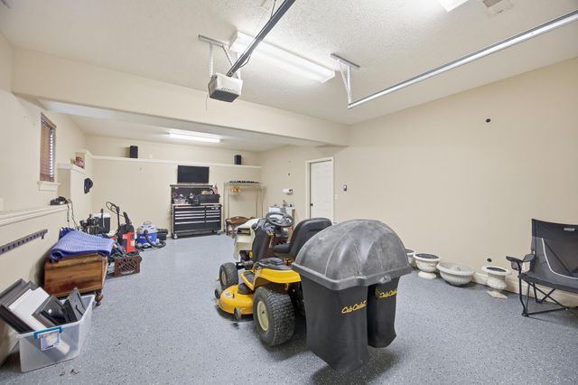 2545 Copperwood Drive, Lebanon, MO 65536