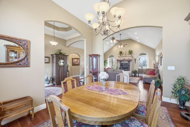 2545 Copperwood Drive, Lebanon, MO 65536