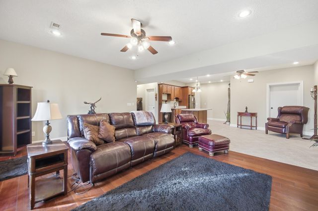 2545 Copperwood Drive, Lebanon, MO 65536