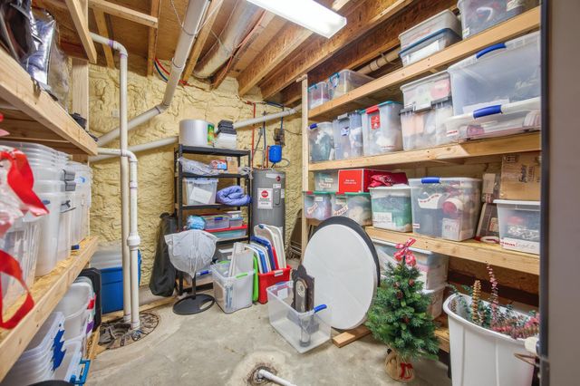 2545 Copperwood Drive, Lebanon, MO 65536