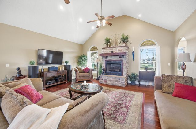 2545 Copperwood Drive, Lebanon, MO 65536