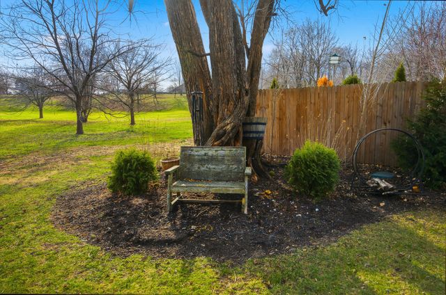 2545 Copperwood Drive, Lebanon, MO 65536