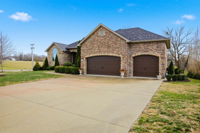 2545 Copperwood Drive, Lebanon, MO 65536