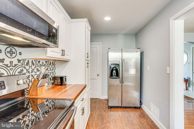 208 ELM ST, Annville, PA 17003
