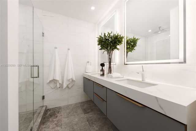 204 Sunrise Dr 204B, Key Biscayne, FL 33149