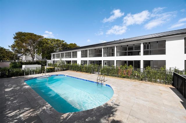 204 Sunrise Dr 204B, Key Biscayne, FL 33149