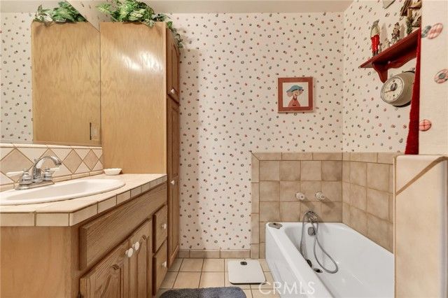 9950 Delco, Chatsworth (los Angeles), CA 91311