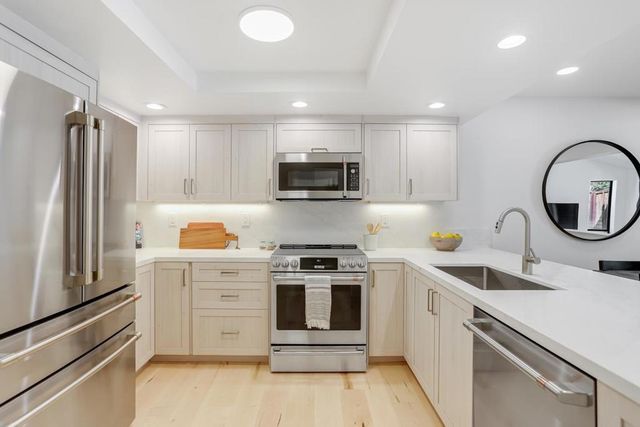 223 Saratoga Avenue, Santa Clara, CA 95050