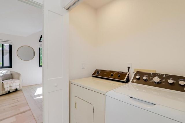 223 Saratoga Avenue, Santa Clara, CA 95050