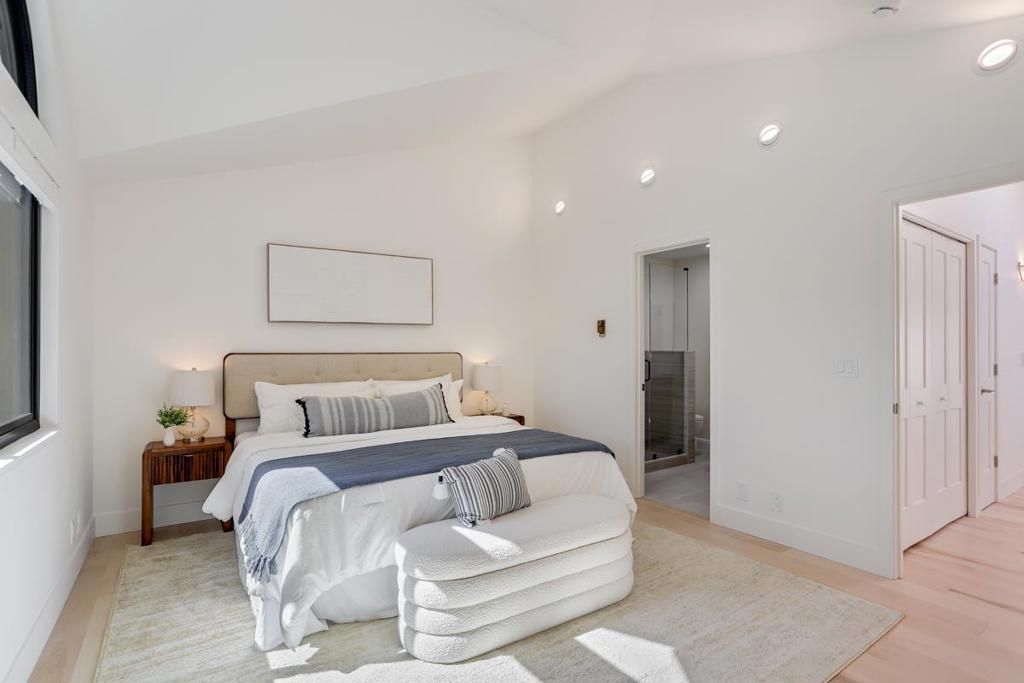 Image 19 of property listing at 223 Saratoga Avenue, Santa Clara, CA 95050