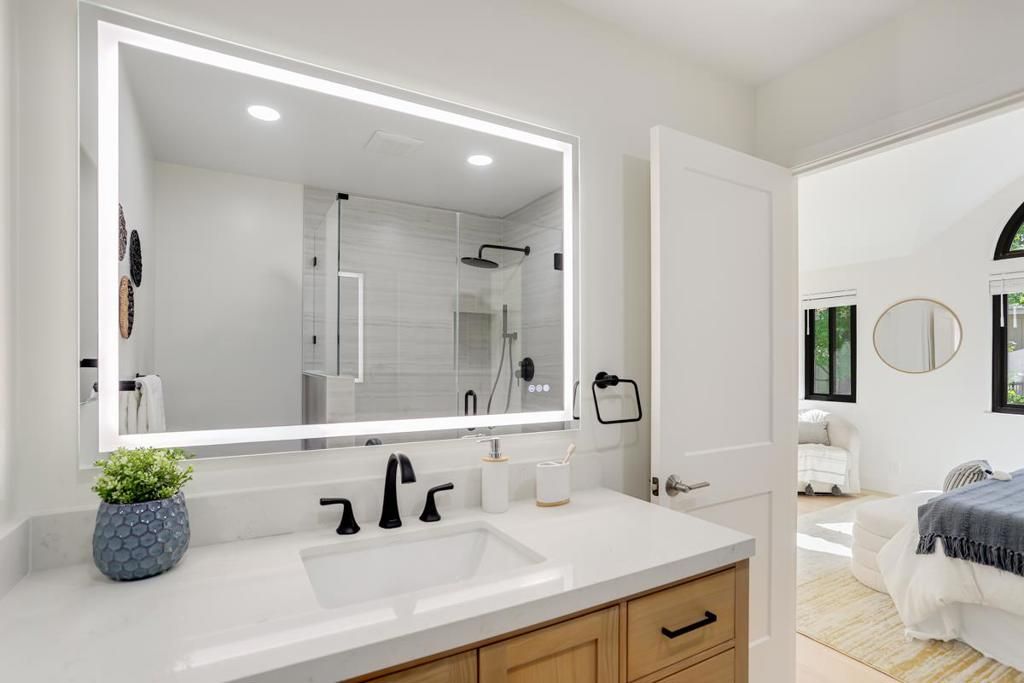 Image 21 of property listing at 223 Saratoga Avenue, Santa Clara, CA 95050