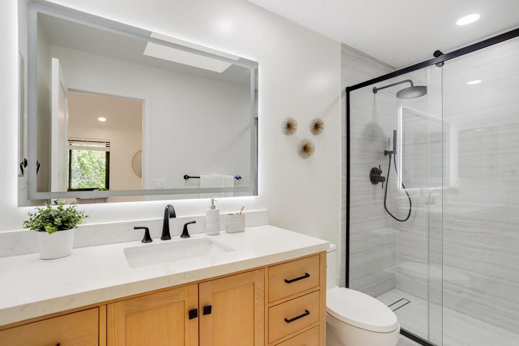 Image 24 of property listing at 223 Saratoga Avenue, Santa Clara, CA 95050