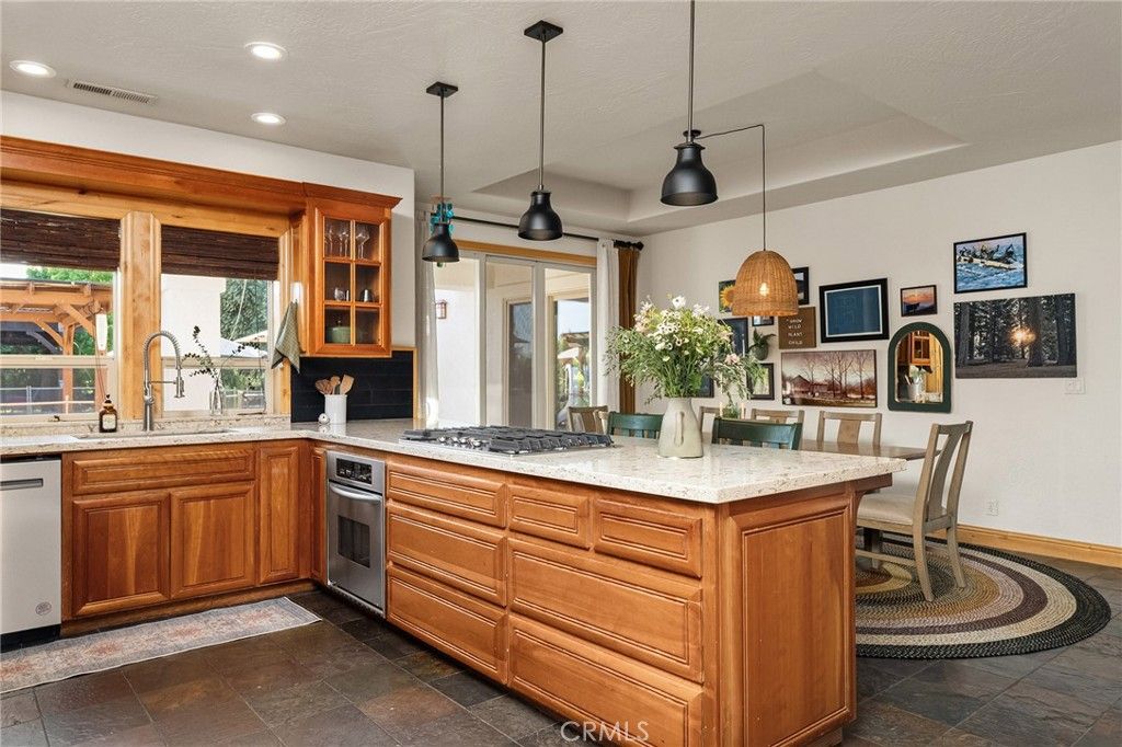Image 14 of property listing at 13940 Lindbergh Circle, Chico, CA 95973