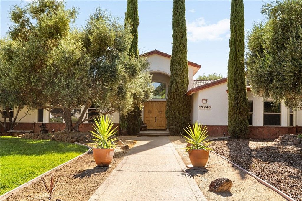 Image 2 of property listing at 13940 Lindbergh Circle, Chico, CA 95973