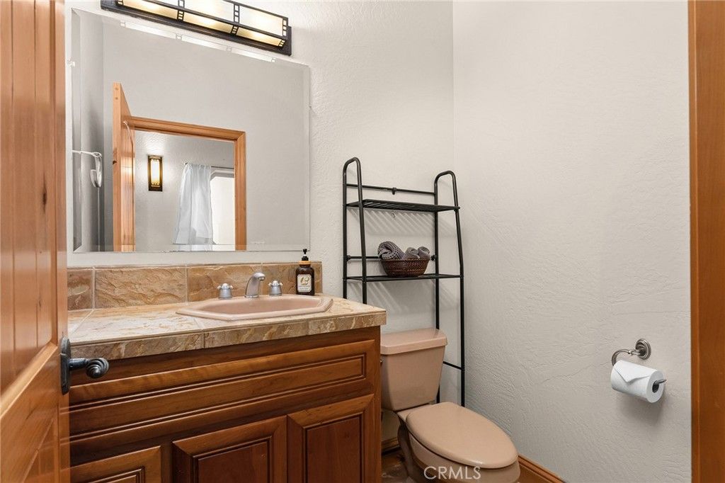 Image 28 of property listing at 13940 Lindbergh Circle, Chico, CA 95973