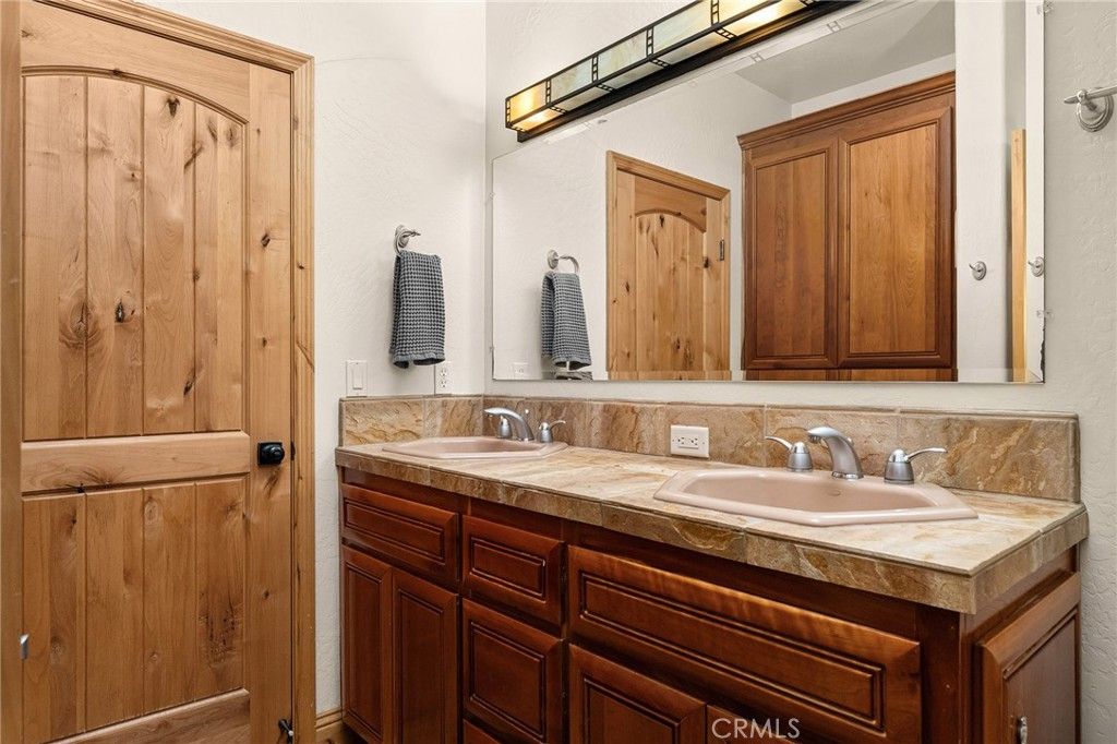 Image 32 of property listing at 13940 Lindbergh Circle, Chico, CA 95973