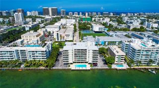 9500 W Bay Harbor Dr 7D, Bay Harbor Islands, FL 33154