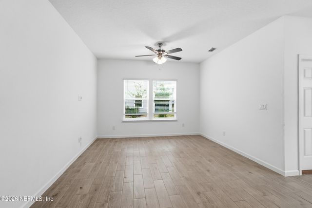 3976 ORNAMENTAL Lane, Jacksonville, FL 32217