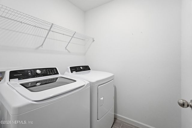 3976 ORNAMENTAL Lane, Jacksonville, FL 32217