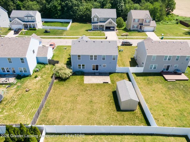 60 Lake Ridge Drive, Mason, MI 48854