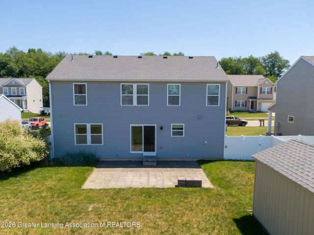 60 Lake Ridge Drive, Mason, MI 48854
