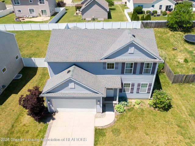 60 Lake Ridge Drive, Mason, MI 48854