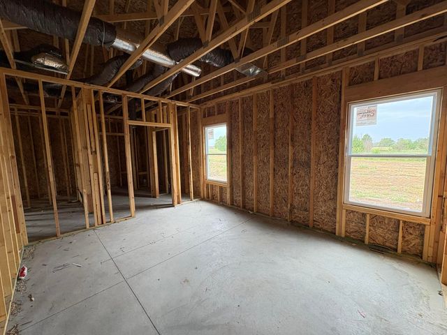 5709 Plumthicket St, Bel Aire, KS 67226