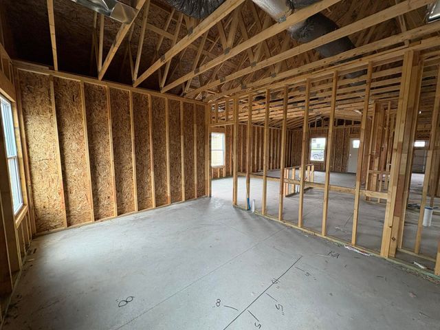 5709 Plumthicket St, Bel Aire, KS 67226