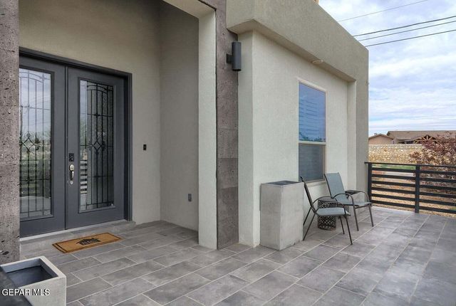 2228 MIKE PRICE Drive, El Paso, TX 79938