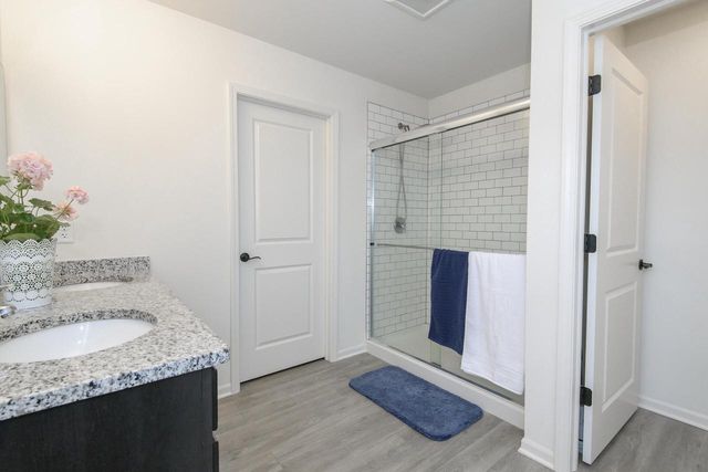 W241N5660 Maple Grove LANE, Sussex, WI 53089