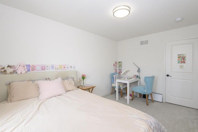 W241N5660 Maple Grove LANE, Sussex, WI 53089
