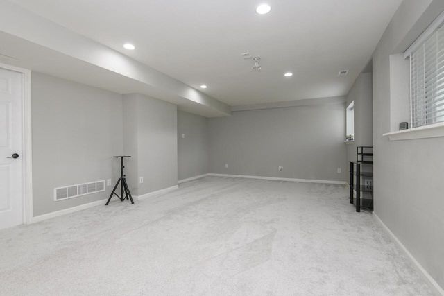 W241N5660 Maple Grove LANE, Sussex, WI 53089