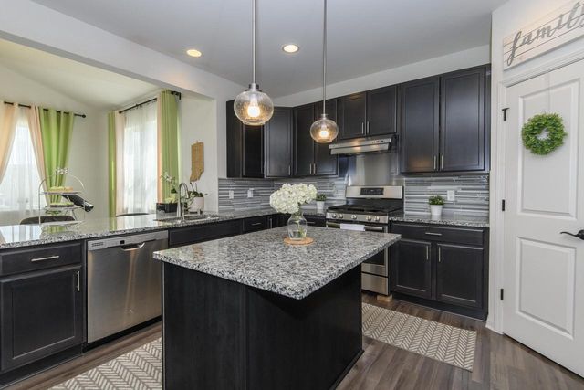 W241N5660 Maple Grove LANE, Sussex, WI 53089