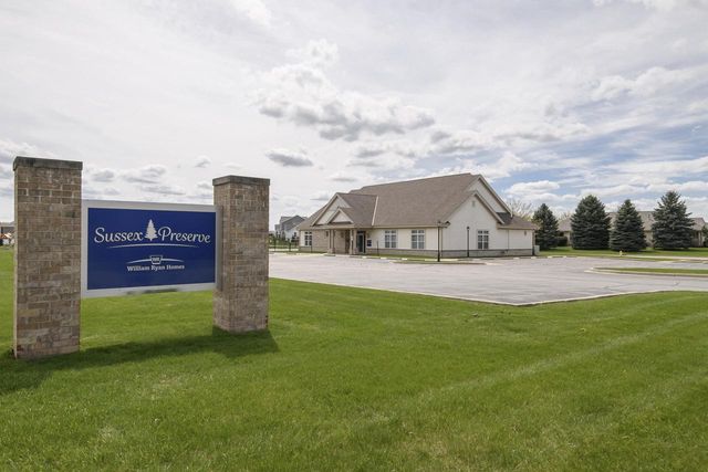 W241N5660 Maple Grove LANE, Sussex, WI 53089