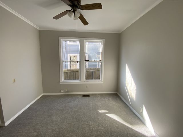 1068 College Street, Shreveport, LA 71104