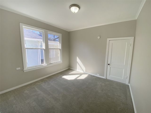 1068 College Street, Shreveport, LA 71104